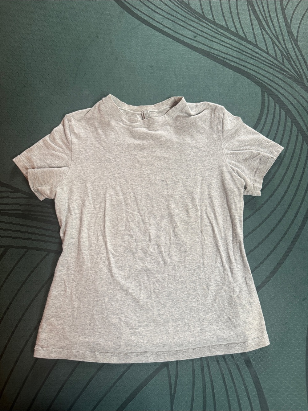 Smile fits everybody Classic Crewneck Tee - Light Gray